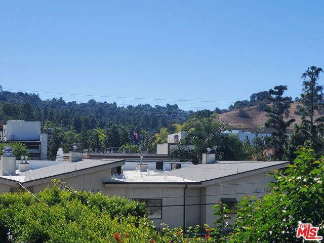 4128 W Hood Avenue B, Burbank, CA 91505
