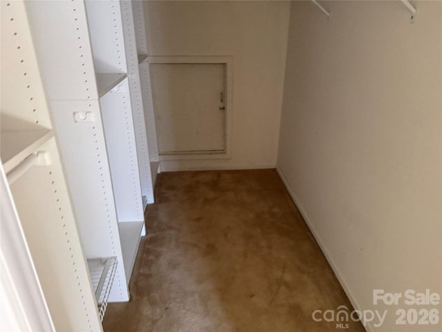 1720 12th Street NE, Hickory, NC 28601