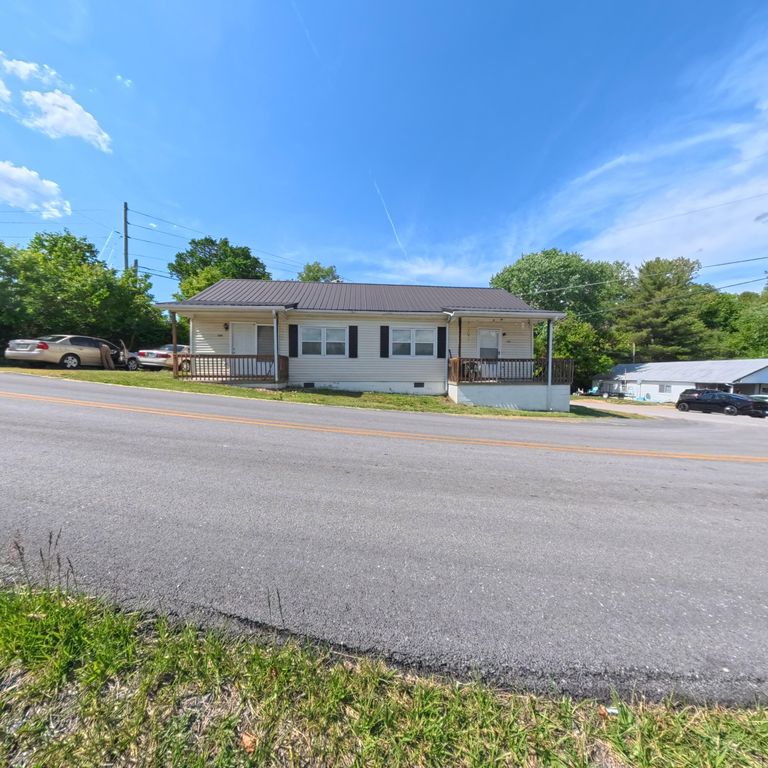 1725 & 1727 Sand Hill Road, Irvine, KY 40336