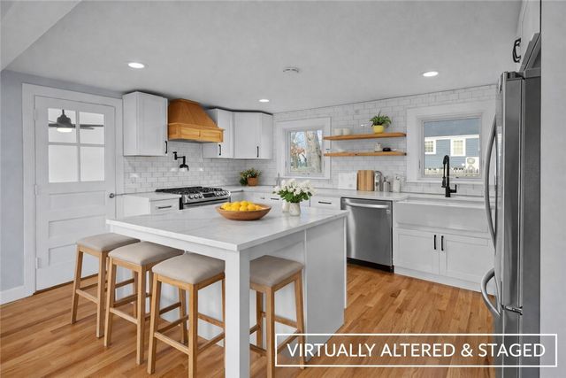 123 S Pierce Road, East Greenwich, RI 02818