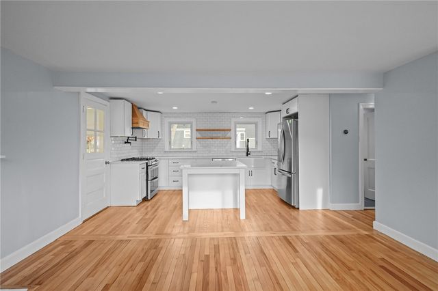 123 S Pierce Road, East Greenwich, RI 02818