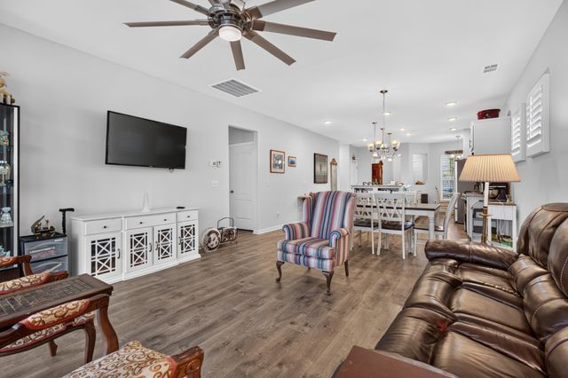 1917 Fayette Ct, Spring Hill, TN 37174