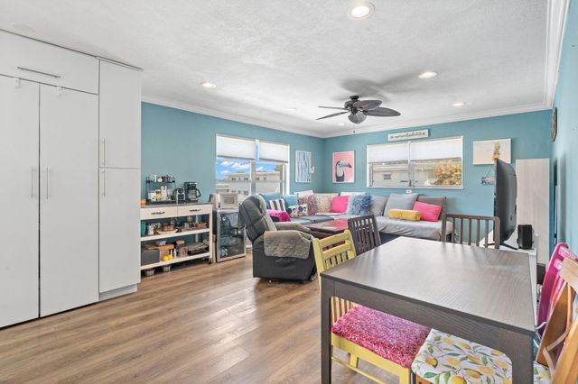 515 S Crescent Drive 302, Hollywood, FL 33021