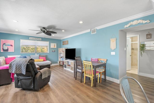 515 S Crescent Drive 302, Hollywood, FL 33021