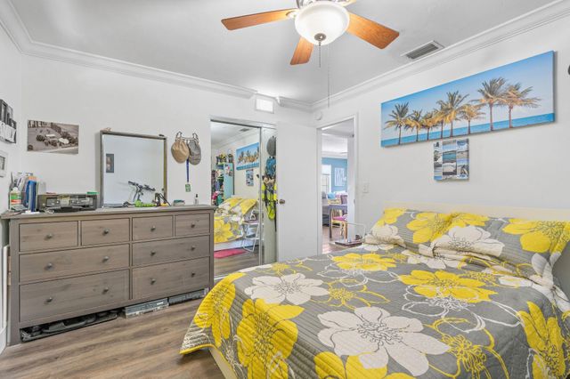 515 S Crescent Drive 302, Hollywood, FL 33021