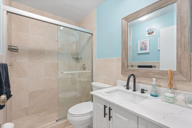 515 S Crescent Drive 302, Hollywood, FL 33021