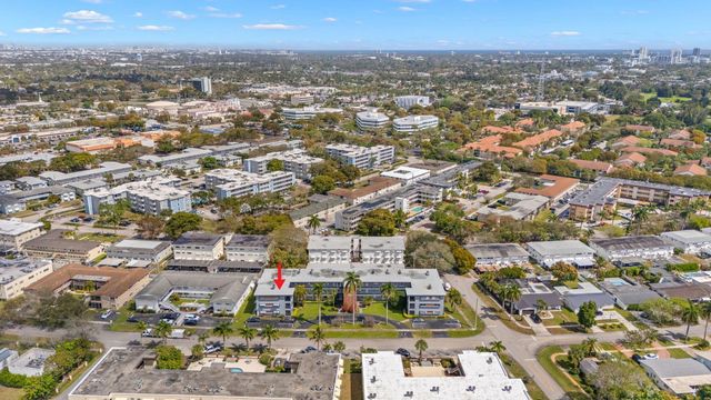 515 S Crescent Drive 302, Hollywood, FL 33021