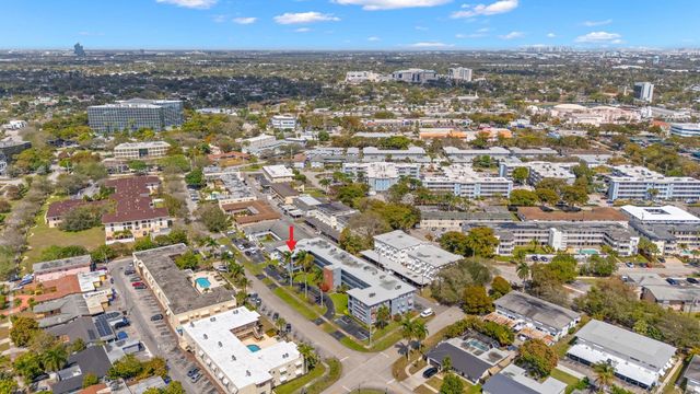 515 S Crescent Drive 302, Hollywood, FL 33021