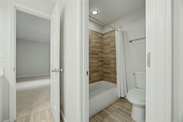 2990 Ascot Lane, Roswell, GA 30076