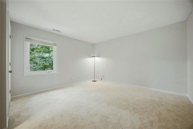 2990 Ascot Lane, Roswell, GA 30076