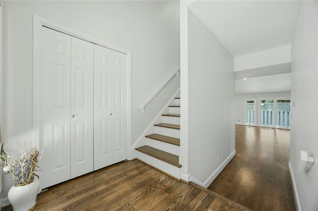 2990 Ascot Lane, Roswell, GA 30076