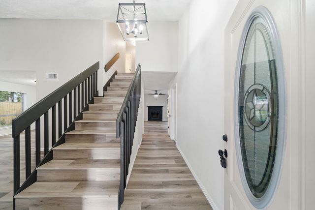 7410 Wood Bluff Boulevard, Houston, TX 77040