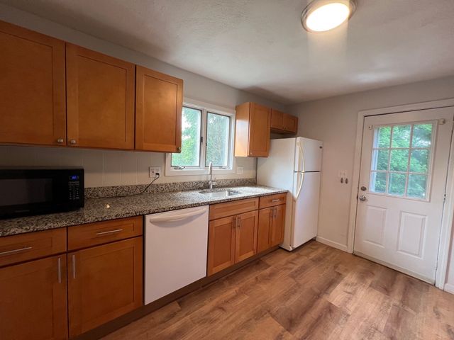 143 Washington 2, Woburn, MA 01801