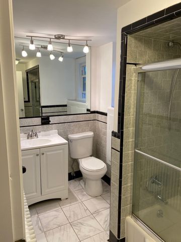 143 Washington 2, Woburn, MA 01801