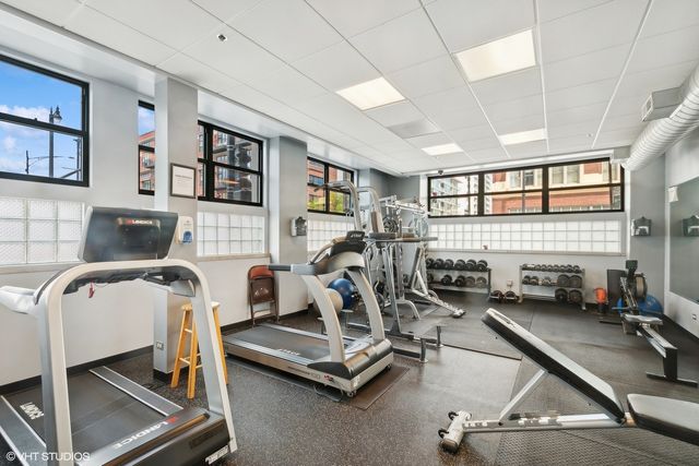 1801 S MICHIGAN Avenue 402, Chicago, IL 60616