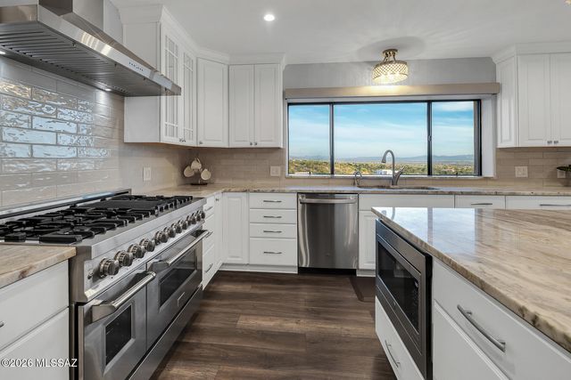 4821 E Winged Foot Place, Tucson, AZ 85718