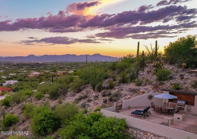 4821 E Winged Foot Place, Tucson, AZ 85718
