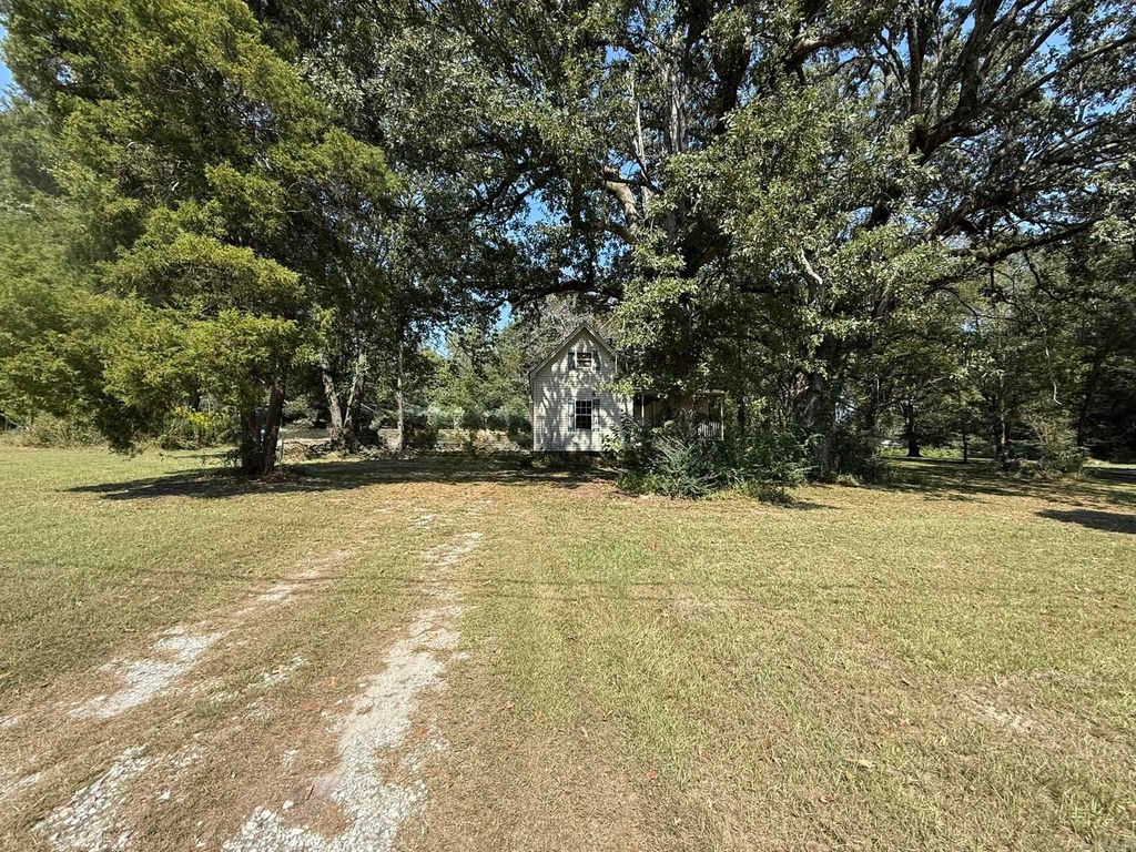 751 Gifford Road, Malvern, AR 72104