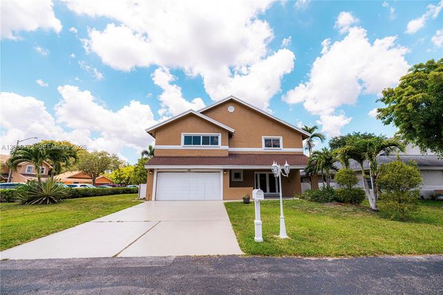510 NW 207th Avenue, Pembroke Pines, FL 33029