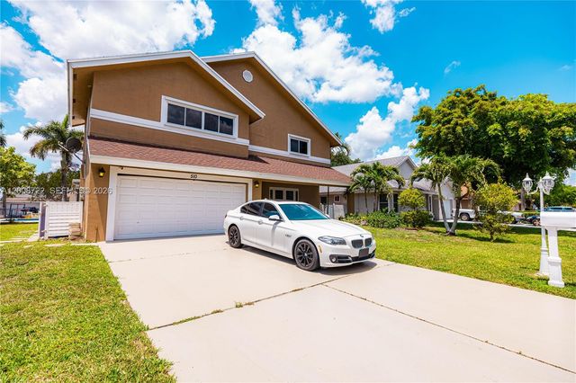 510 NW 207th Avenue, Pembroke Pines, FL 33029