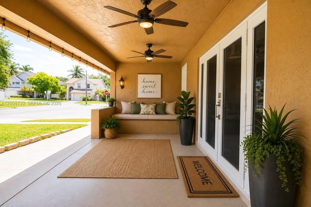 510 NW 207th Avenue, Pembroke Pines, FL 33029