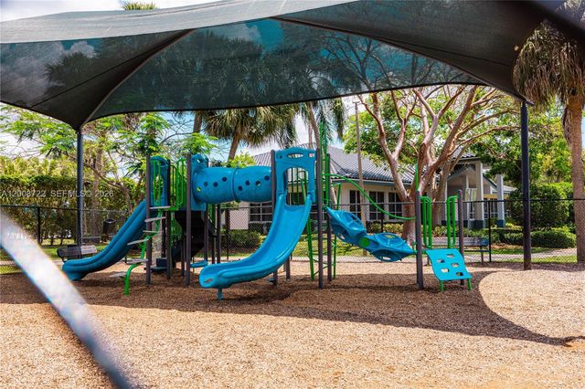 510 NW 207th Avenue, Pembroke Pines, FL 33029
