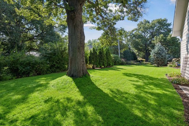 6129 Westridge Boulevard, Edina, MN 55436