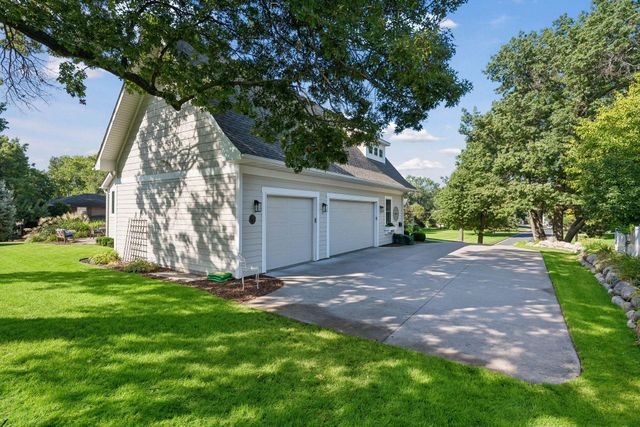 6129 Westridge Boulevard, Edina, MN 55436