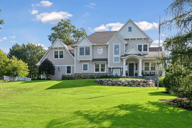 6129 Westridge Boulevard, Edina, MN 55436