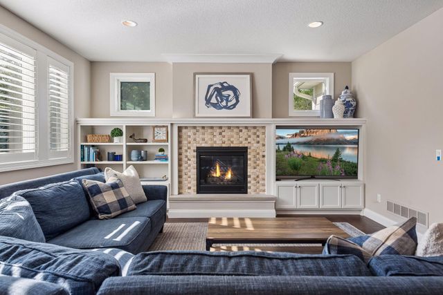 6129 Westridge Boulevard, Edina, MN 55436