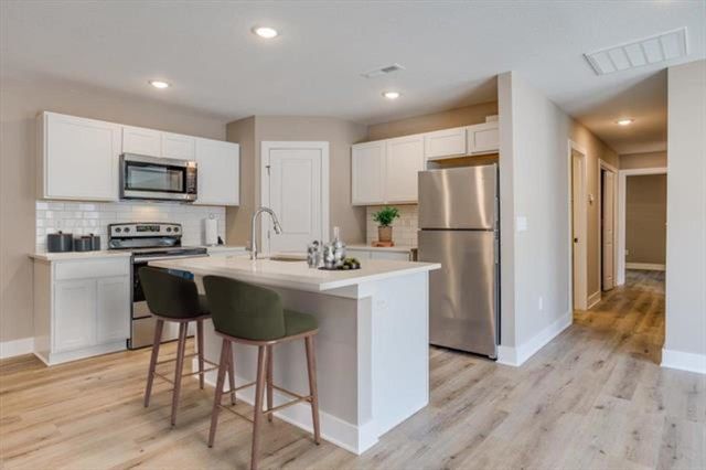 1629 S Limuel St, Wichita, KS 67235