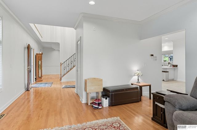 16767 J Circle, Omaha, NE 68135