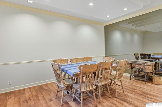 16767 J Circle, Omaha, NE 68135