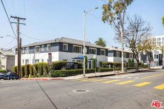 8730 Holloway Drive, West Hollywood, CA 90069