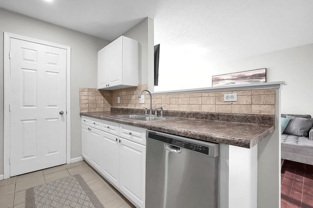 5959 Ferdinand Drive, New Albany, OH 43054
