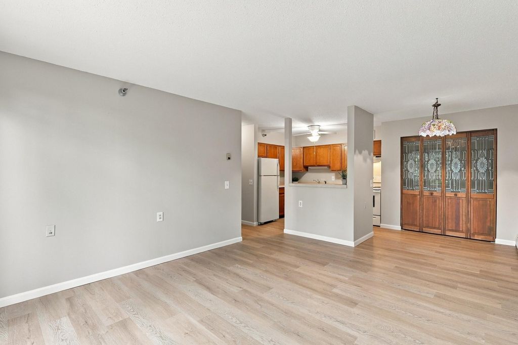 7600 Golden Valley Road 316, Golden Valley, MN 55427 — photo 5