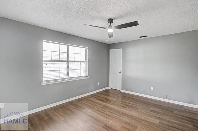 291 Sabreena Circle, Hinesville, GA 31313