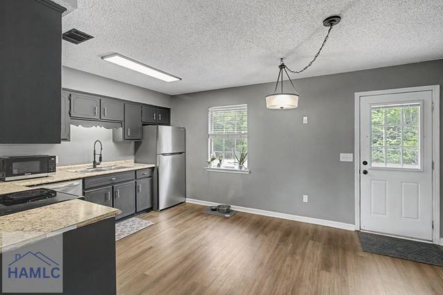 291 Sabreena Circle, Hinesville, GA 31313