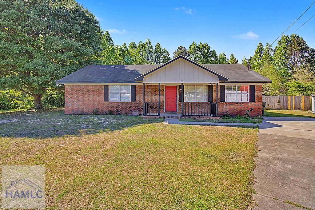 291 Sabreena Circle, Hinesville, GA 31313