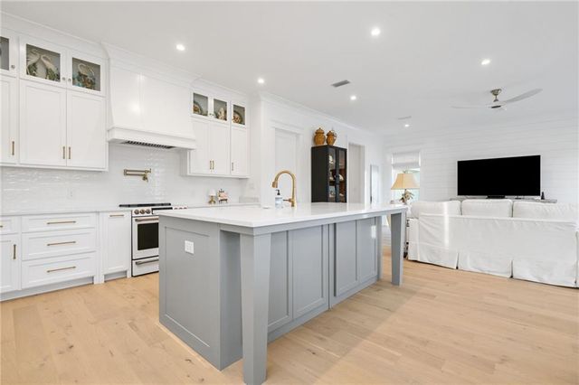 30313 River Road, Orange Beach, AL 36561