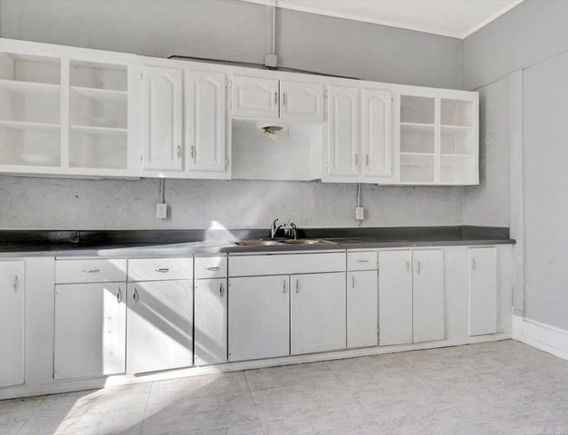 106 Breeze Street, Hot Springs, AR 71901