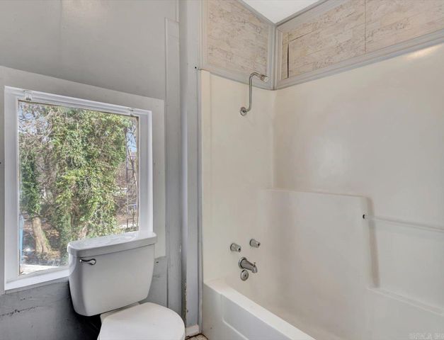 106 Breeze Street, Hot Springs, AR 71901