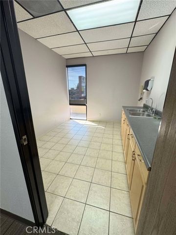 9612 VAN NUYS Boulevard, Panorama City (los Angeles), CA 91402