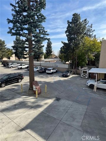 9612 VAN NUYS Boulevard, Panorama City (los Angeles), CA 91402