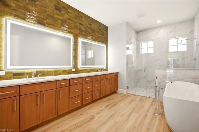 24265 Cock Robin LN, Bonita Springs, FL 34135