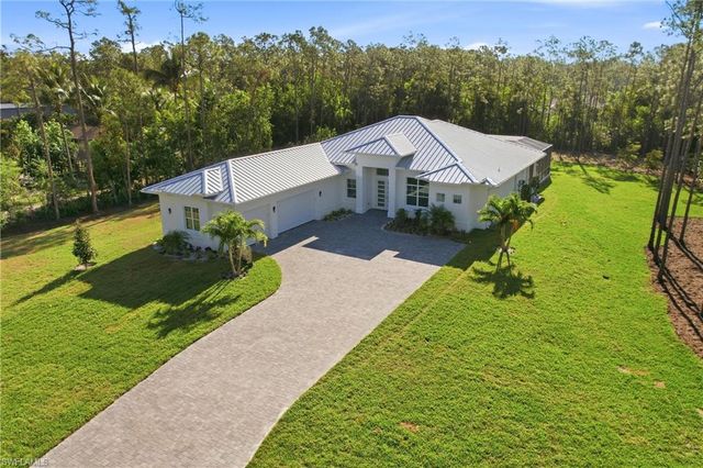 24265 Cock Robin LN, Bonita Springs, FL 34135