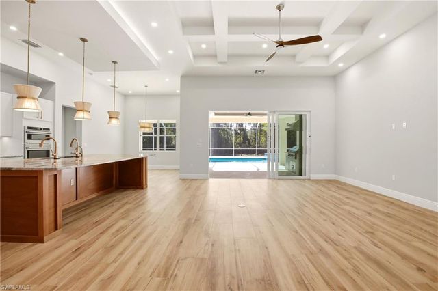 24265 Cock Robin LN, Bonita Springs, FL 34135