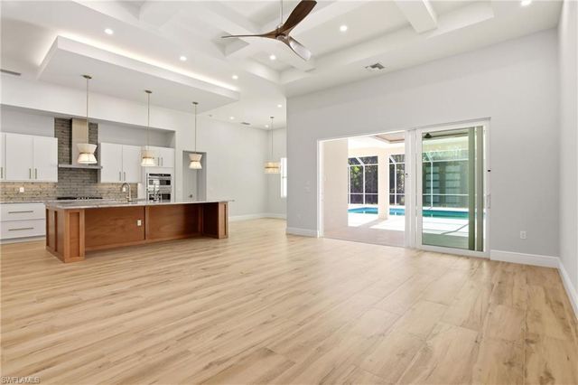 24265 Cock Robin LN, Bonita Springs, FL 34135