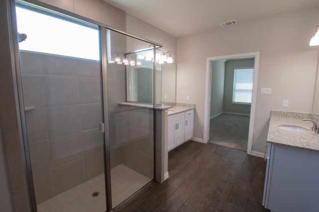 507 Reatta Drive, Justin, TX 76247