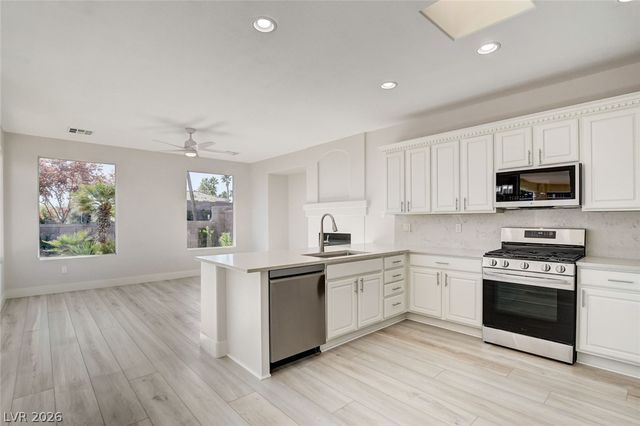 10623 Riva De Fiore Avenue, Las Vegas, NV 89135